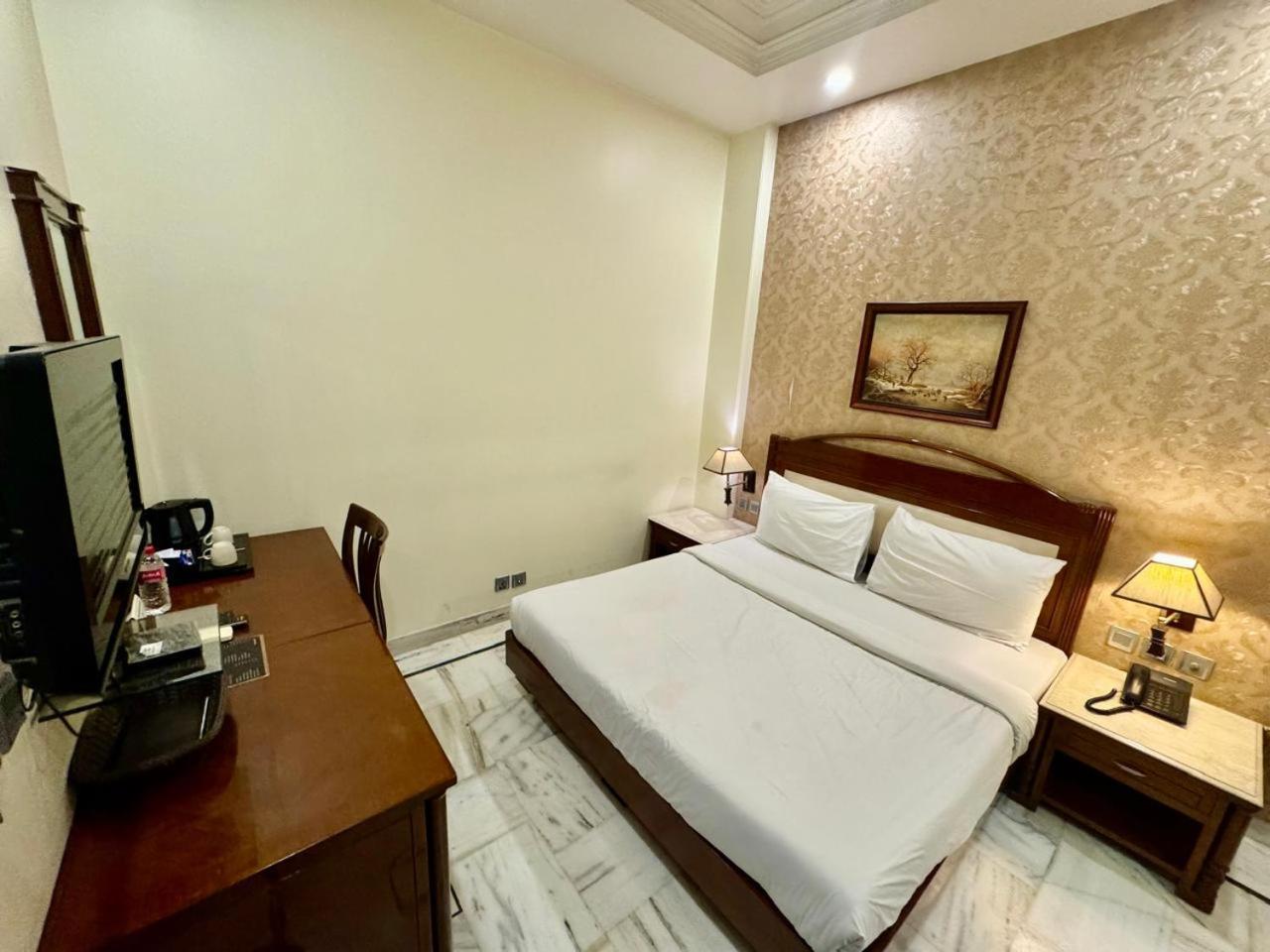 Hotel Florence Inn, Karol Bagh, New Delhi, 2 Min From Metro Ngoại thất bức ảnh
