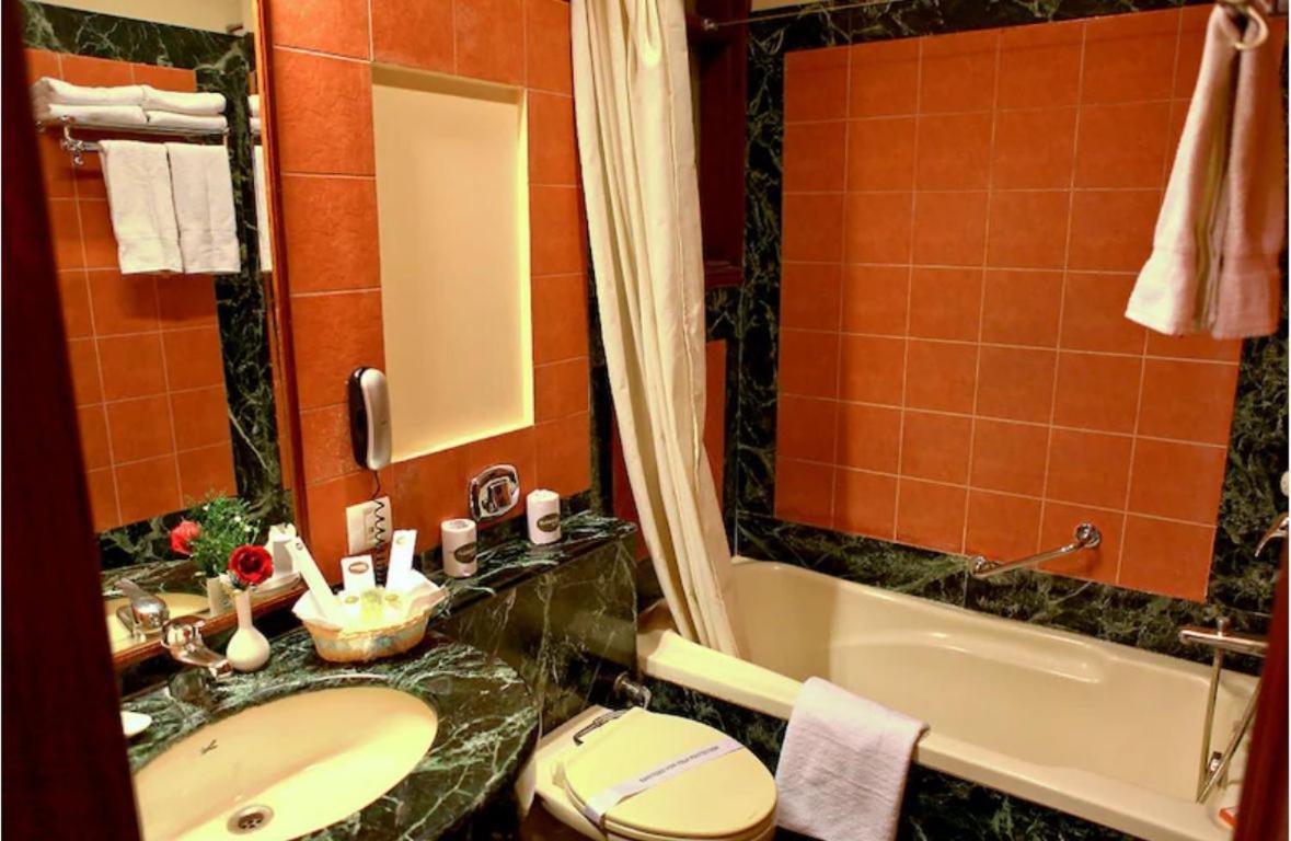 Hotel Florence Inn, Karol Bagh, New Delhi, 2 Min From Metro Ngoại thất bức ảnh